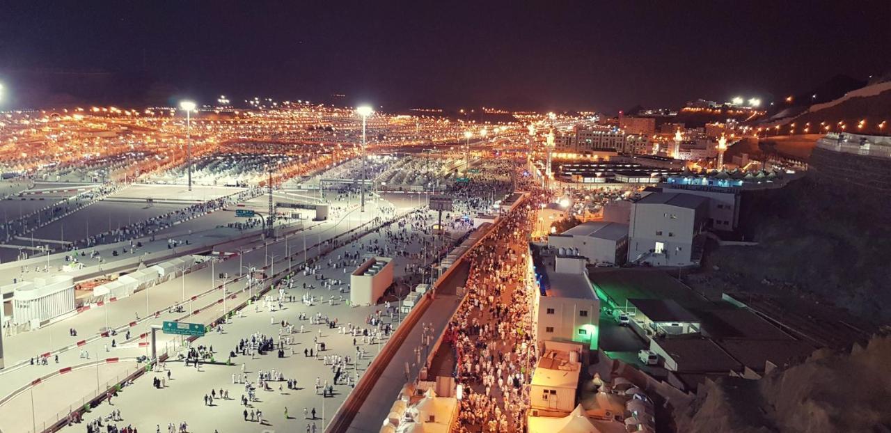 Al Rakaez Hotel Mecca Exterior photo